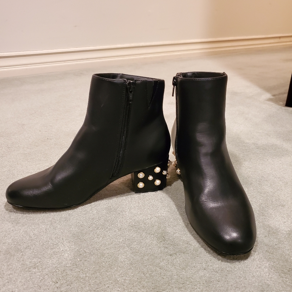 Pearl accent ankle boots